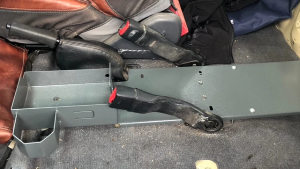 Toyota Landcruiser center console bracket for 8l or 10l fridge, Single or Double Cab - incl 2024 (Manuel only ) - Image 4