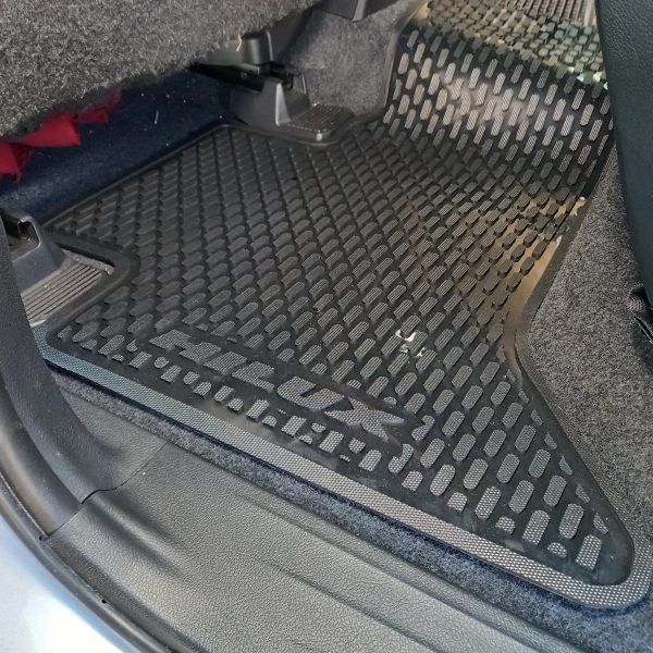 Toyota Hilux rubber mat set, Legend 50, Hilux GR, GD6 2015- ADDO - Image 5