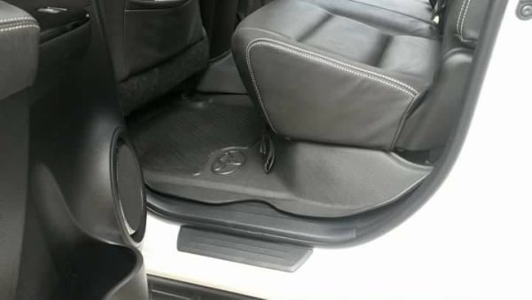 Toyota Hilux Rubber Moulded Mat set, Single, Double & Club cab (Heavy Duty) - Image 3