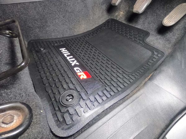 Toyota Hilux rubber mat set, Legend 50, Hilux GR, GD6 2015- ADDO - Image 10