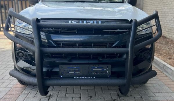Isuzu Gen 7 2022- Bar Full Face Wrap Around Headlight & Valance Protection - Image 2