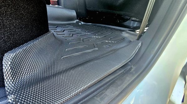 Ford Ranger Nex Gen 2023 Moulded Rubber Floor Mats (Automatic) - Image 5