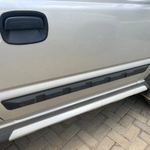 Suzuki Jimny body cladding Gen 4 Matt black 2 piece, 3 door only