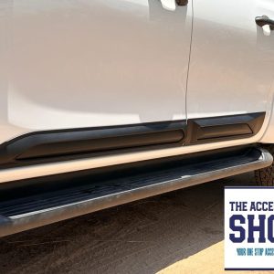 Toyota Hilux body cladding double cab 2016-