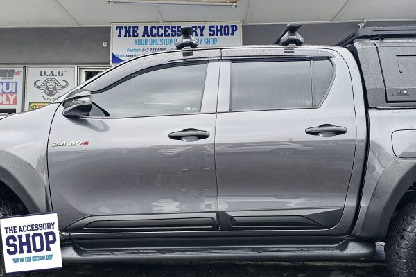 Toyota Hilux body cladding double cab 2016- - Image 2