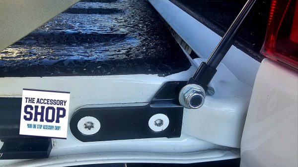 Toyota Hilux tail gate slow down shock 2016- - Image 4
