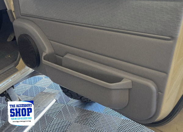 Toyota Land Cruiser 70 Series 6inch  Front & Rear door speaker pods
