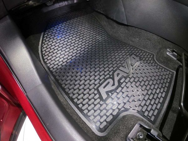 Toyota Rav 4 Full Set - Image 9
