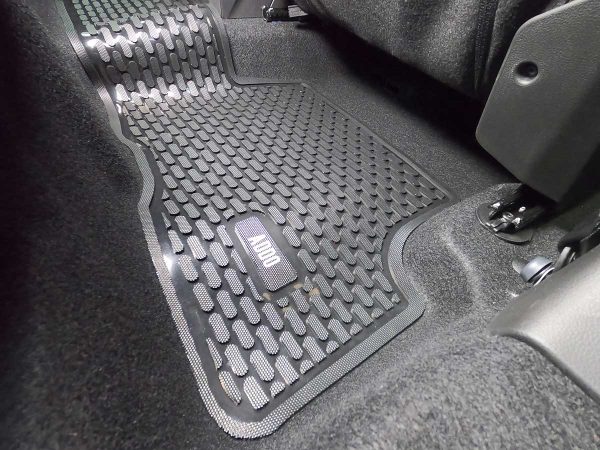 Renault Duster Full Set - Image 11