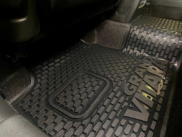 Suzuki Grand Vitara Full Set - Image 7