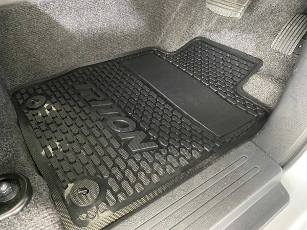 Mitsubishi Triton Interior Set - Image 3