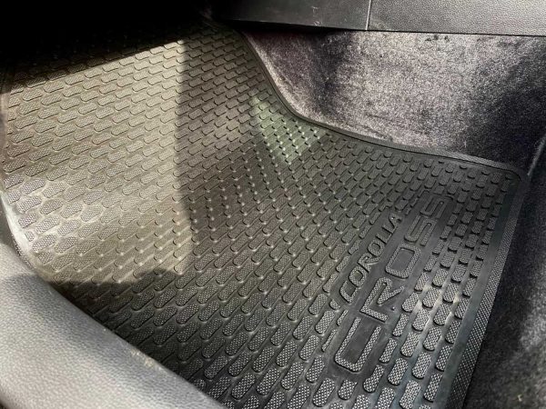 Toyota Corolla Cross Full Set - Image 4