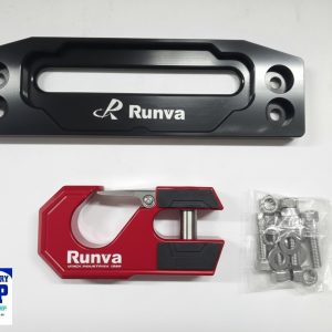 Fairlead bracket with integrated hook for synthetic rope